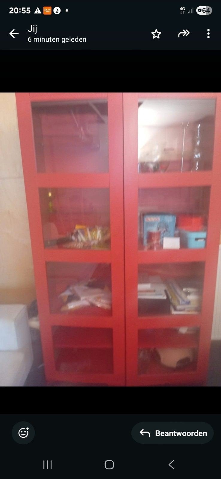 Rode vitrinekast van IKEA - stevig en ruim, Ophalen of Verzenden, Gebruikt, Glas, Met deur(en)