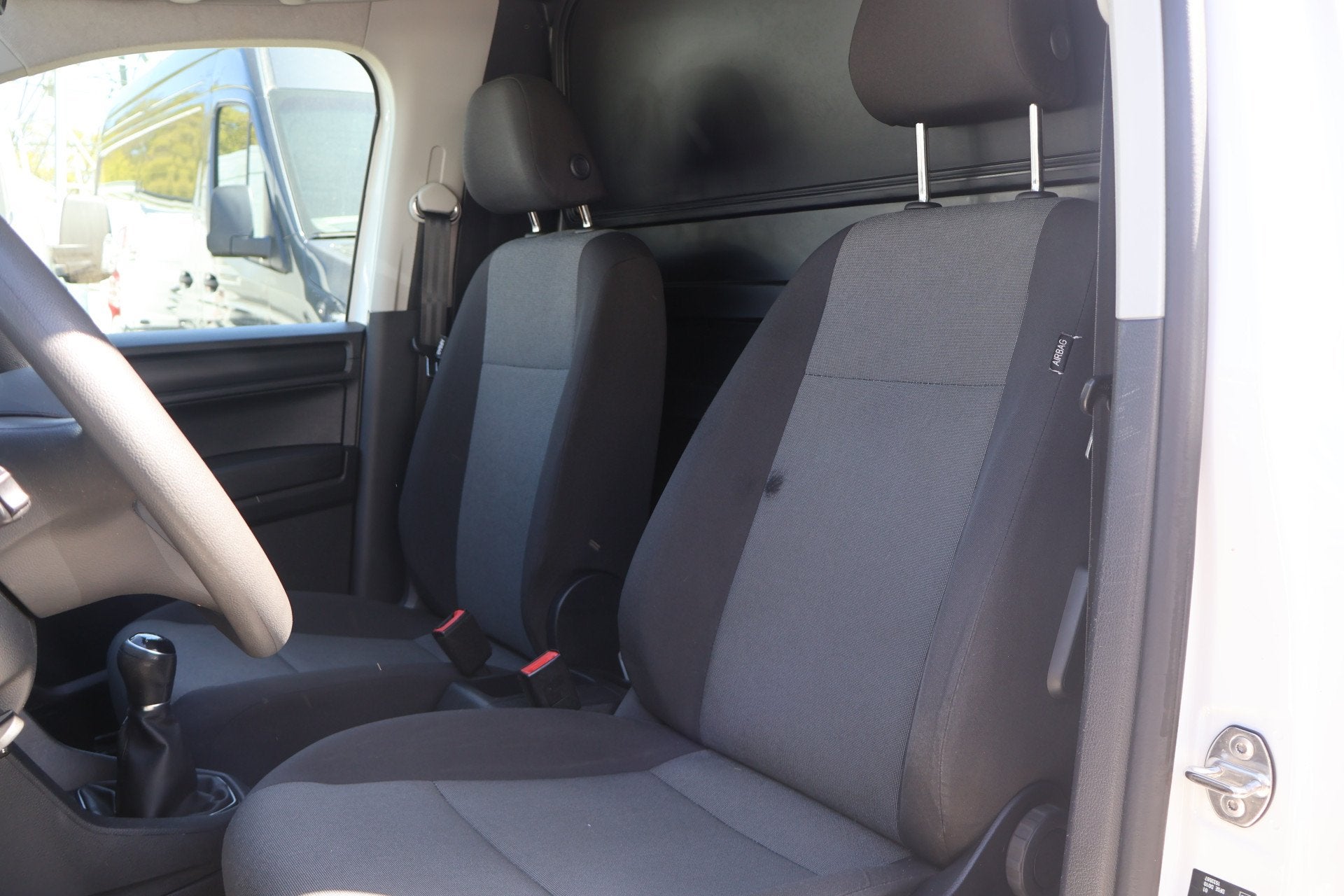 Volkswagen Caddy 2.0 TDI 120pk L1 H1 4Motion 4x4 (bj 2018), Auto's, Stof, Gebruikt, Euro 6, 4 cilinders