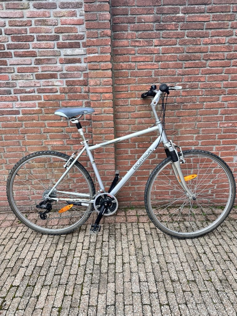 Fijne Decathlon Riverside hybride heren (toer)fiets, Gebruikt, 26 inch, Velgrem, Meer dan 20 versnellingen