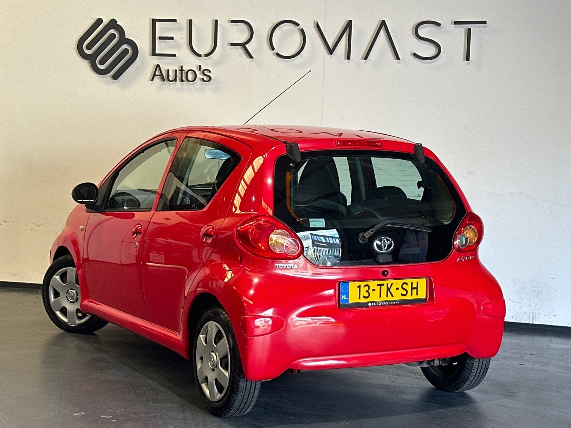 Toyota Aygo 1.0-12V + Airco | 5Deurs | Nieuw apk | Nette aut, Auto's, Voorwielaandrijving, Gebruikt, 4 stoelen, 68 pk