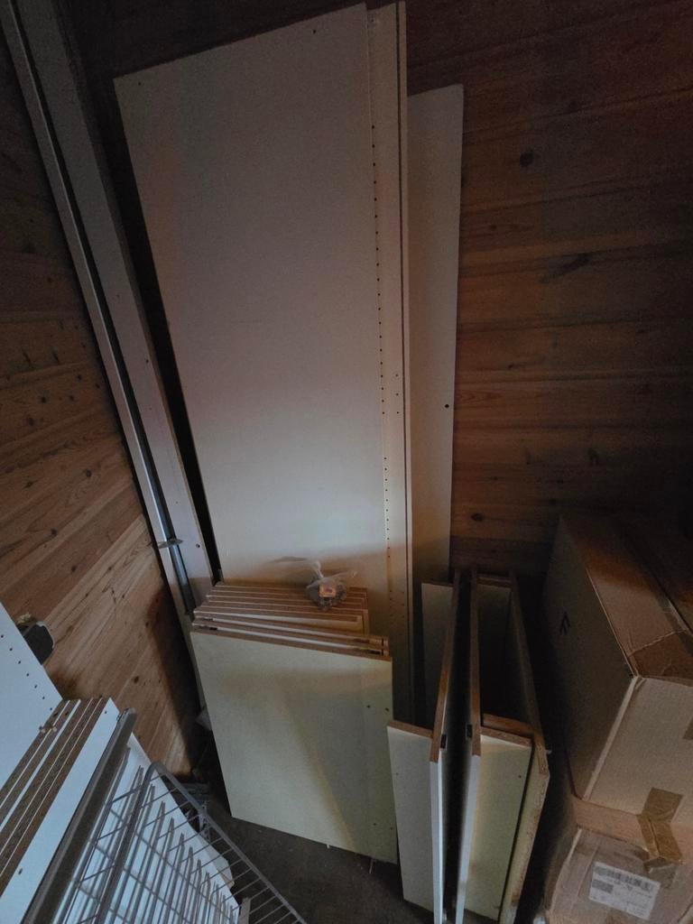 Kastenwand 216cm hoog, 3x 81cm breed, voor inloopkast, Gebruikt, 200 cm of meer, Met plank(en), Ophalen of Verzenden
