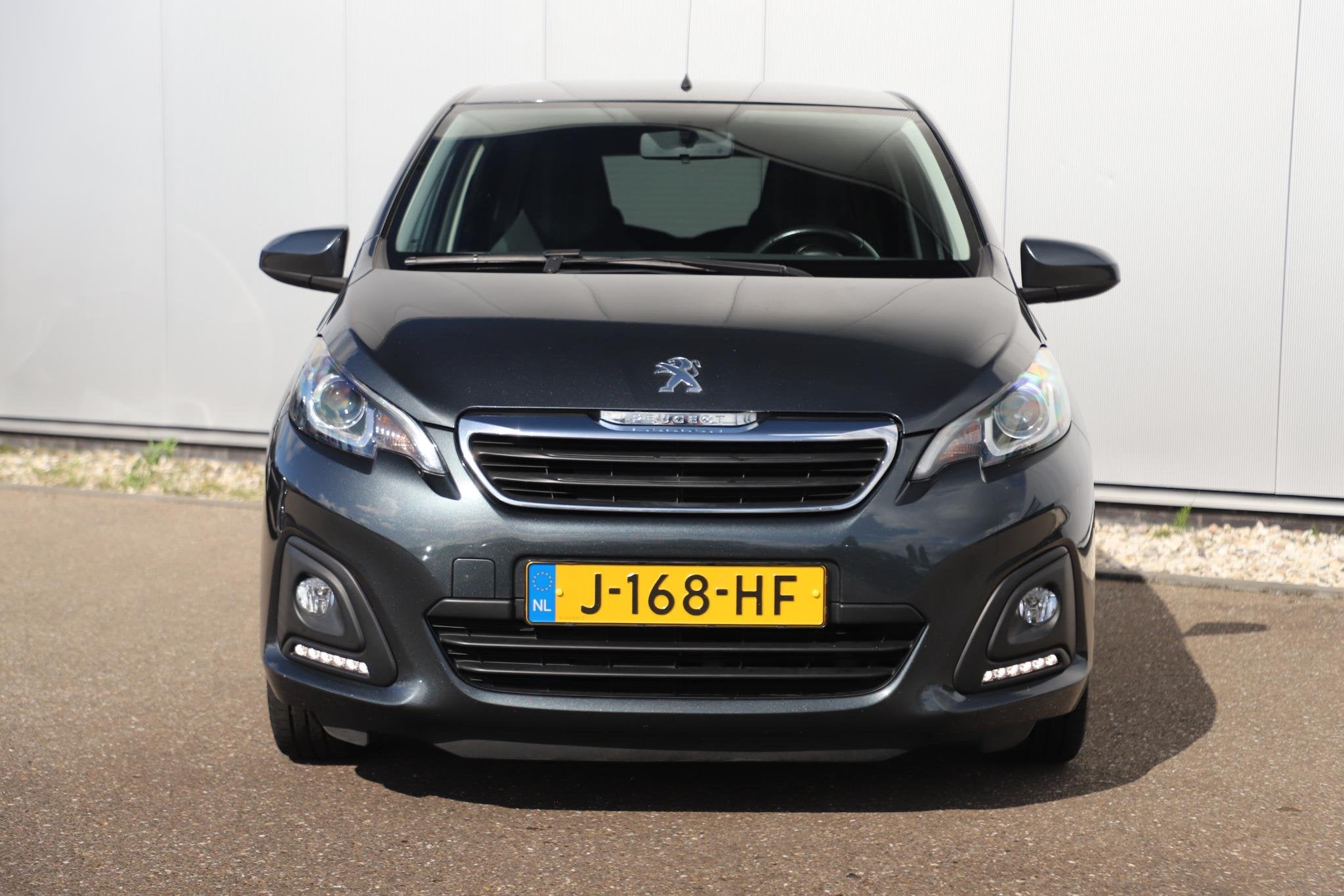 Peugeot 108 1.0 e-VTi Active Airco Radio Bluetooth Donkere R, Voorwielaandrijving, Stof, Gebruikt, Start-stop-systeem