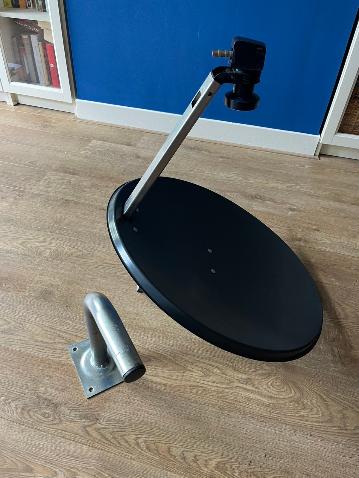 Sateliet, Audio, Tv en Foto, Schotelantennes, Ophalen, Gebruikt, Overige merken