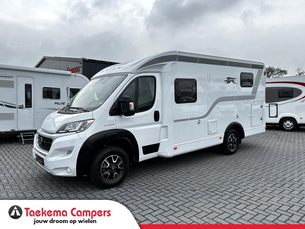 Laika Compact V 9 enkele-bedden/6.60m/2021/140pk/euro-6, Fiat, 6 tot 7 meter, Bedrijf, Tot en met 3