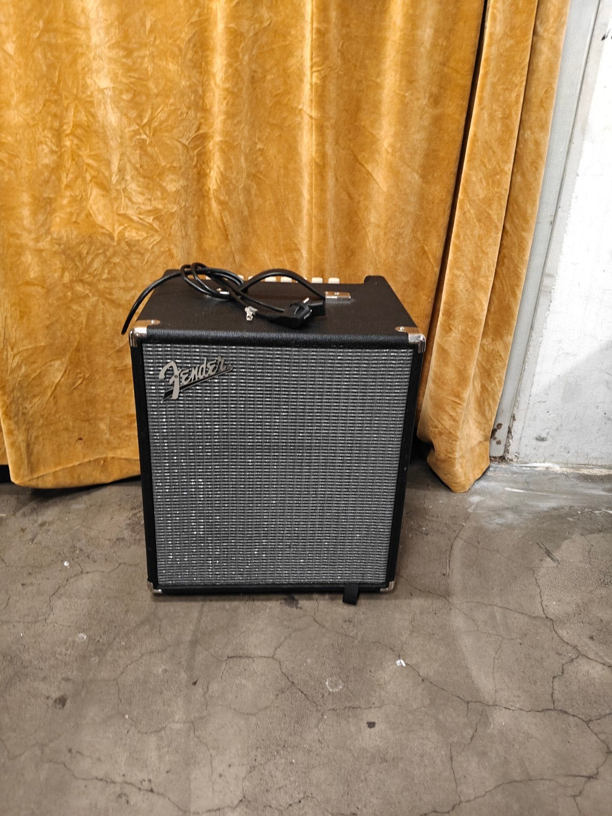 Fender Rumble 100 basversterker, Ophalen, Gebruikt