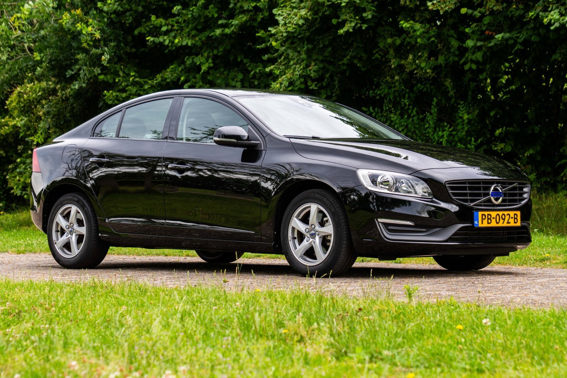 Volvo S60 2.0 T3 Polar 1e Eigenaar 20.860 km +NAP NL-auto, Auto's, Dealer onderhouden, Stof, Gebruikt, Euro 6