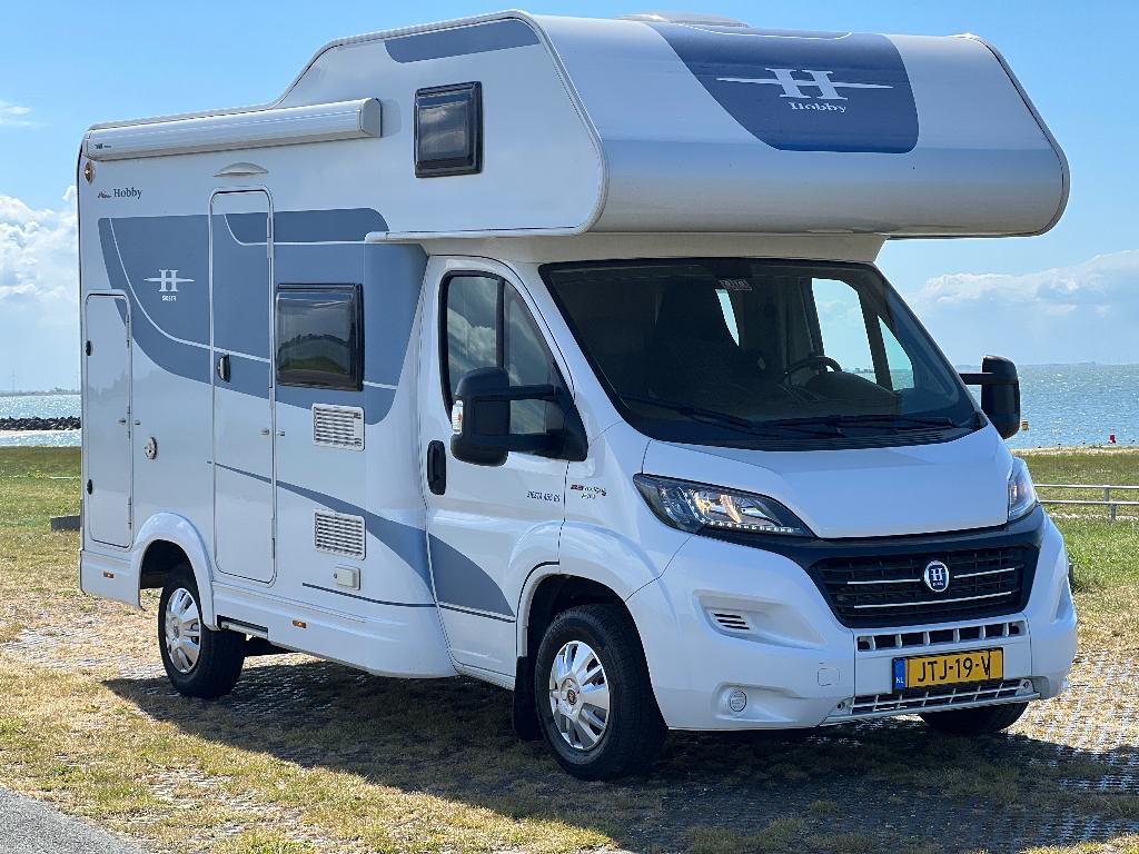 Prachtig hobby Bj 2017 60.000 km, Standaard zit, Alkoof, Ringverwarming, Fiat