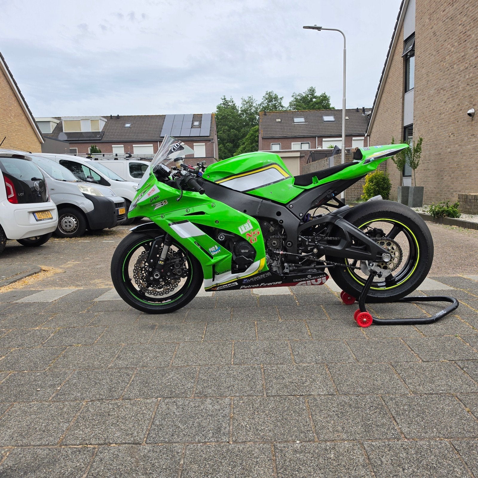 Kawasaki Ninja ZX-10R 2012 circuitmotor., Sportuitlaat, 4 cilinders, Motorrijbewijs A, Gebruikt
