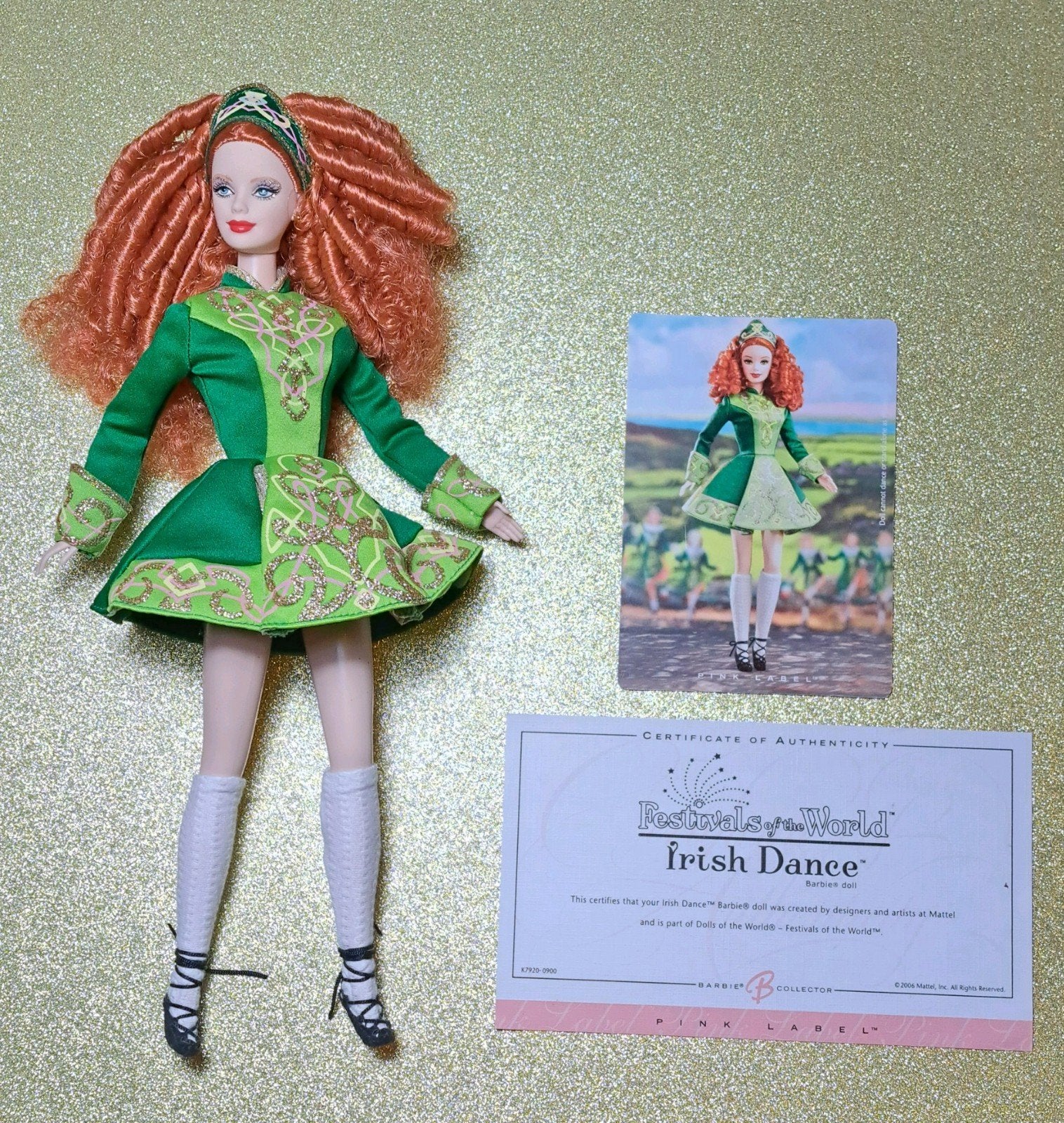 Mattel Collector DOTW Irish Dance Barbie 2007, Ophalen of Verzenden, Zo goed als nieuw, Fashion Doll