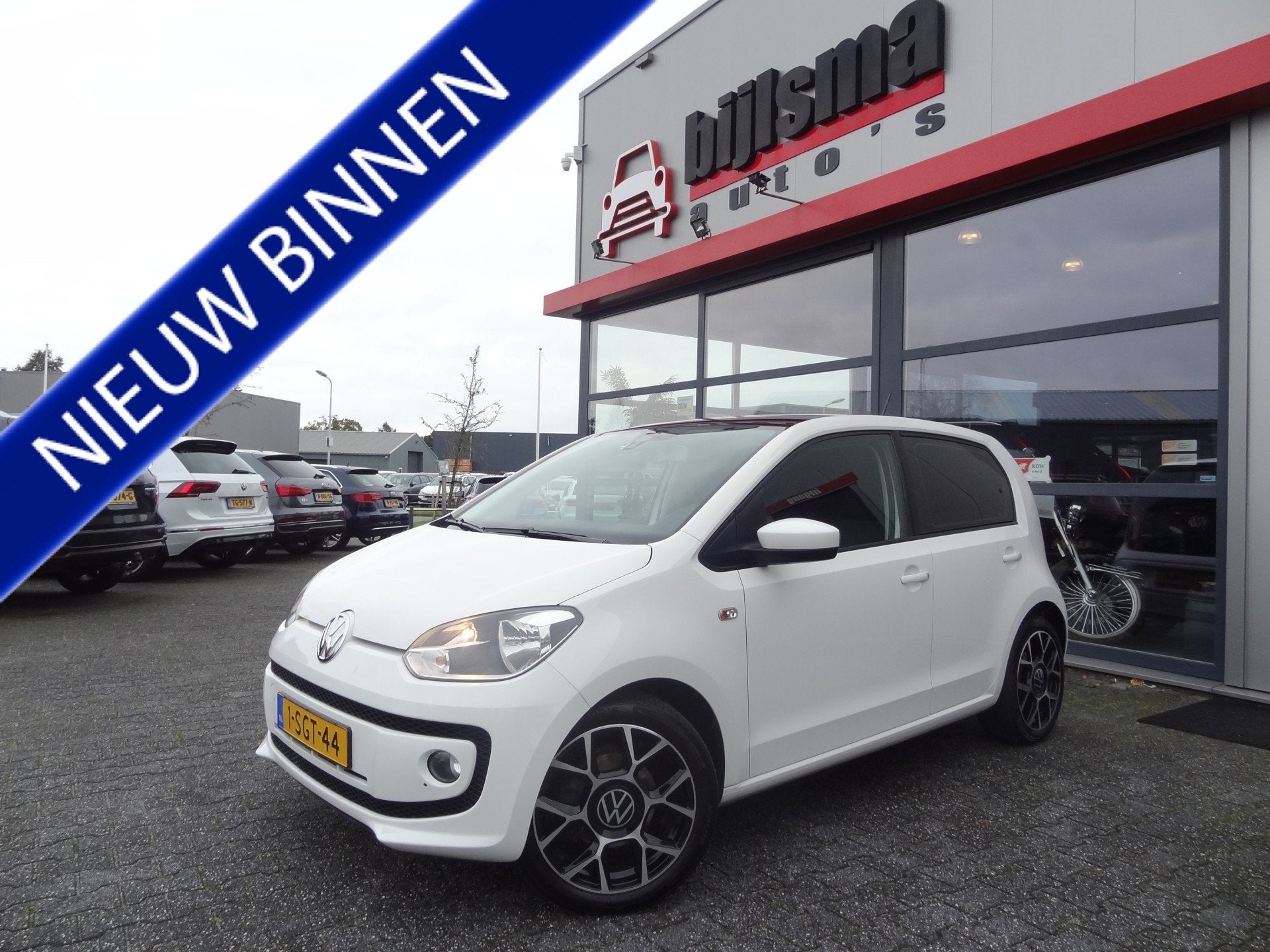 Volkswagen up! 1.0 | NL-AUTO | PANO | AIRCO | CRUISE |, Voorwielaandrijving, Euro 5, Stof, Gebruikt