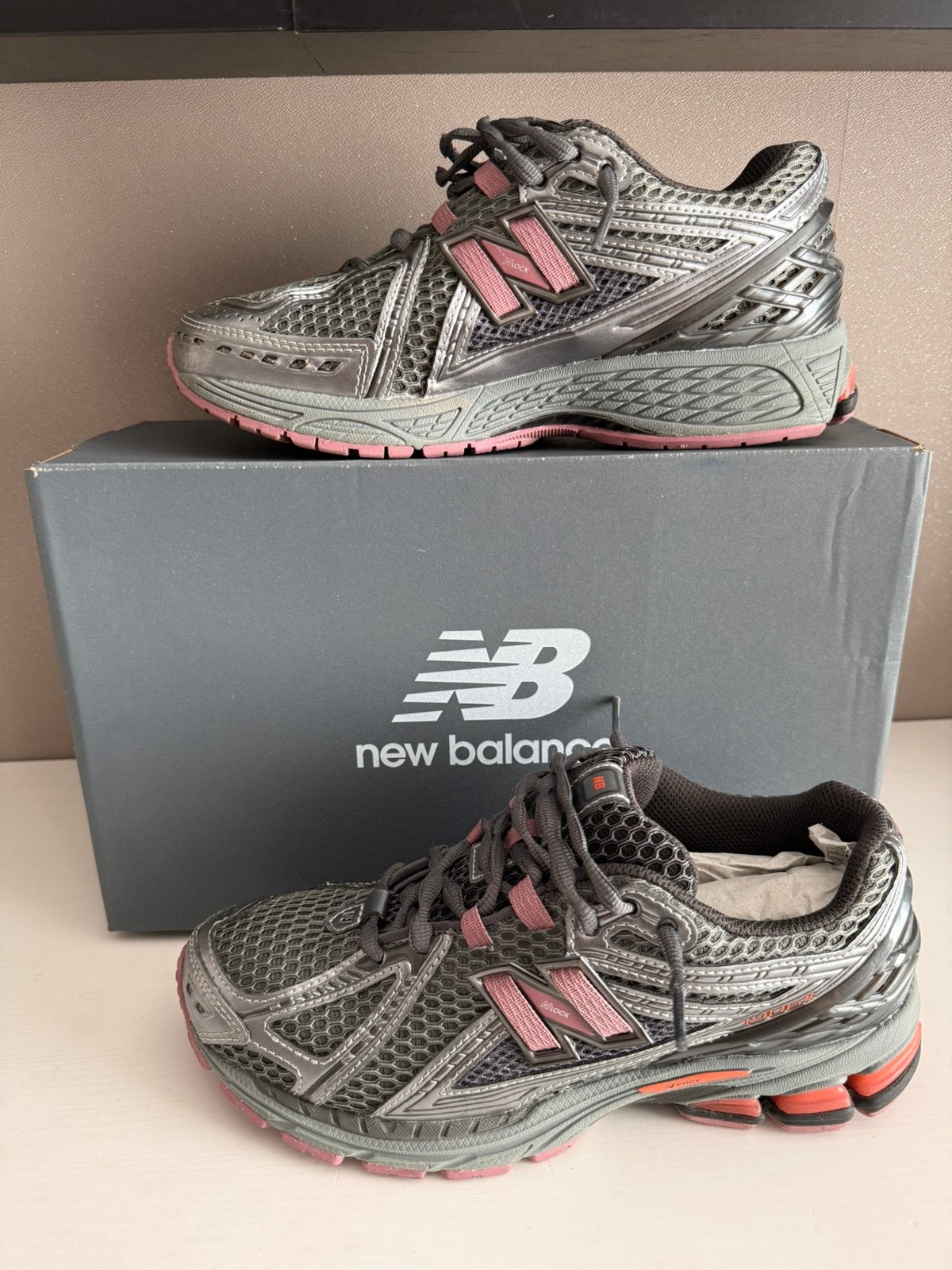 New Balance 1906R Dark Silver Metallic Rosewood, Kleding | Dames, Schoenen, Ophalen, Nieuw, Sneakers of Gympen, Grijs