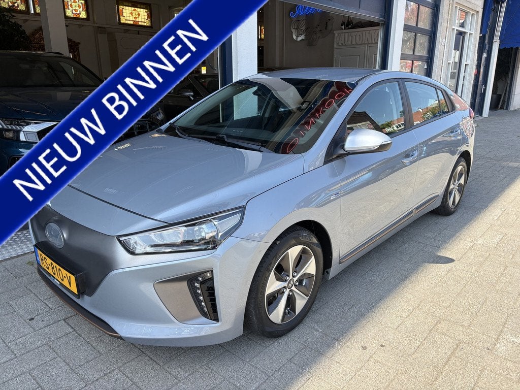 Hyundai IONIQ Comfort EV CARPLAY/CAMERA/CLIMA/NL AUTO/NAP, Gebruikt, Automatische klimaatregeling, Origineel Nederlands, IONIQ