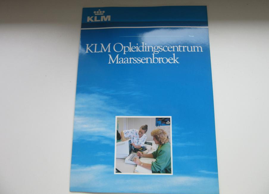 KLM opleidingscentrum Maarssenbroek brochure, Verzenden, Zo goed als nieuw, Overige typen