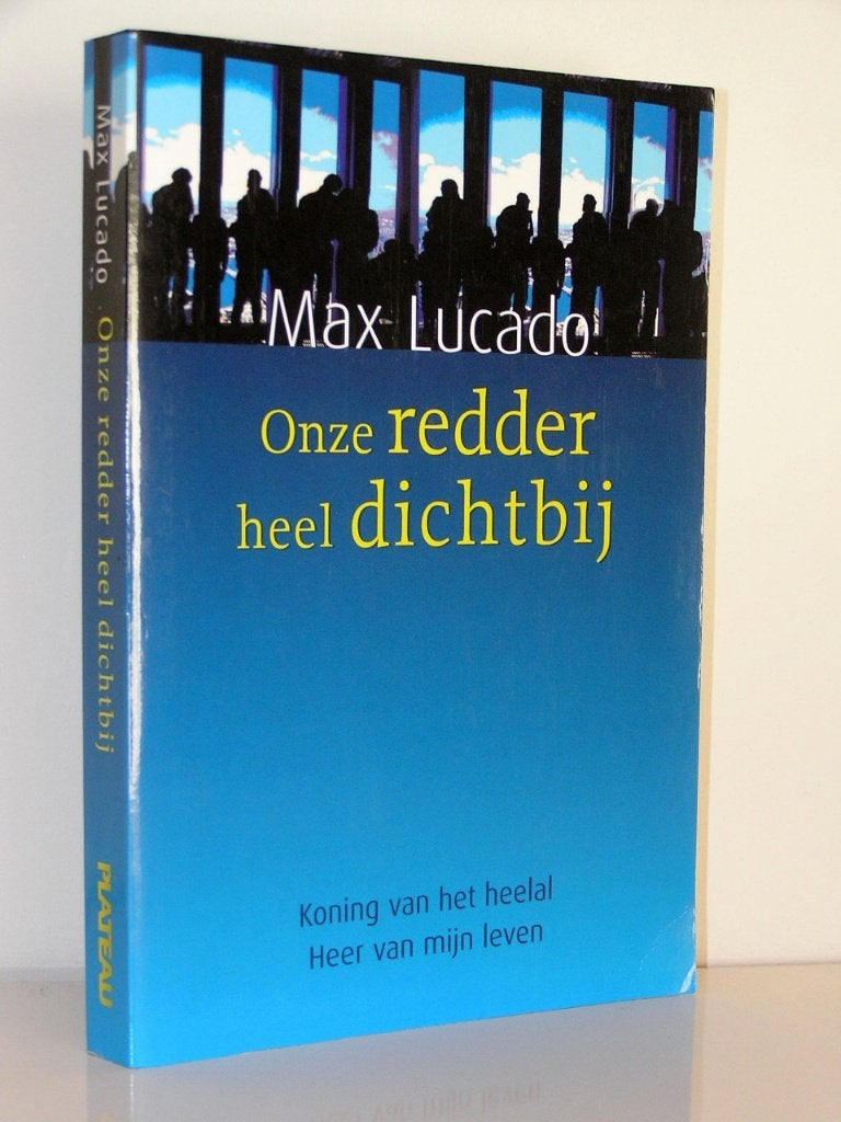 Max Lucado - Onze redder heel dichtbij, Ophalen of Verzenden, Zo goed als nieuw, Christendom | Katholiek
