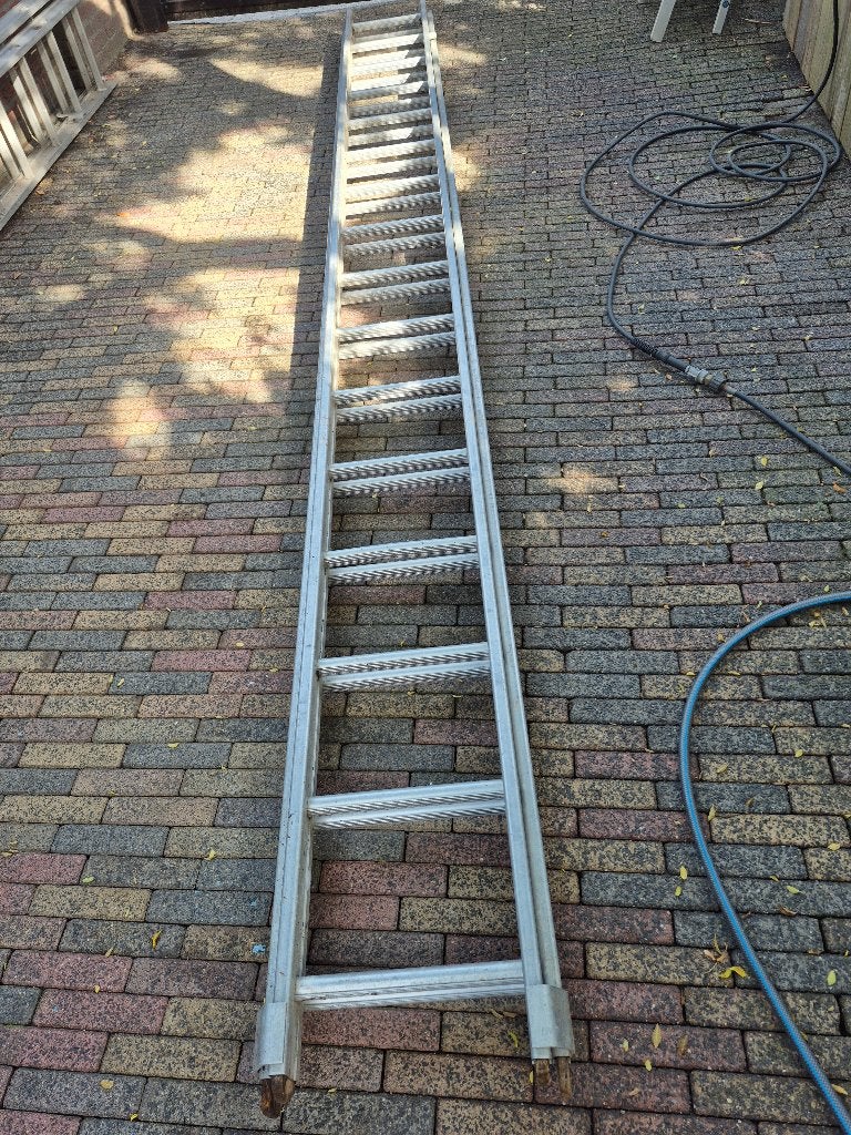 Schuifladder aluminium 8 mtr, Doe-het-zelf en Verbouw, Ladders en Trappen, Ophalen, Gebruikt, Ladder, Opvouwbaar of Inschuifbaar