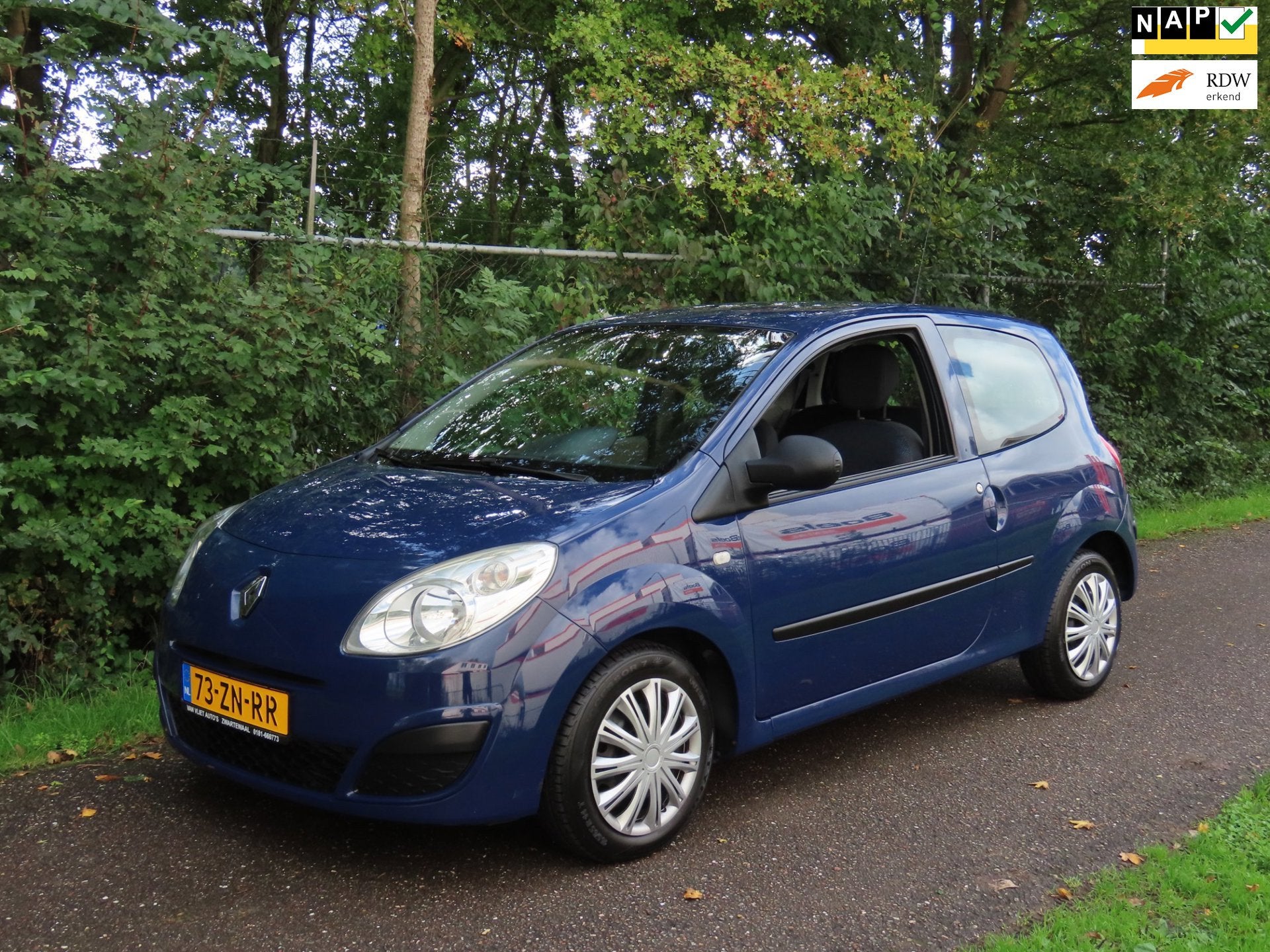 Renault Twingo 1.2 Authentique, Voorwielaandrijving, Gebruikt, 31 €/maand, 4 cilinders