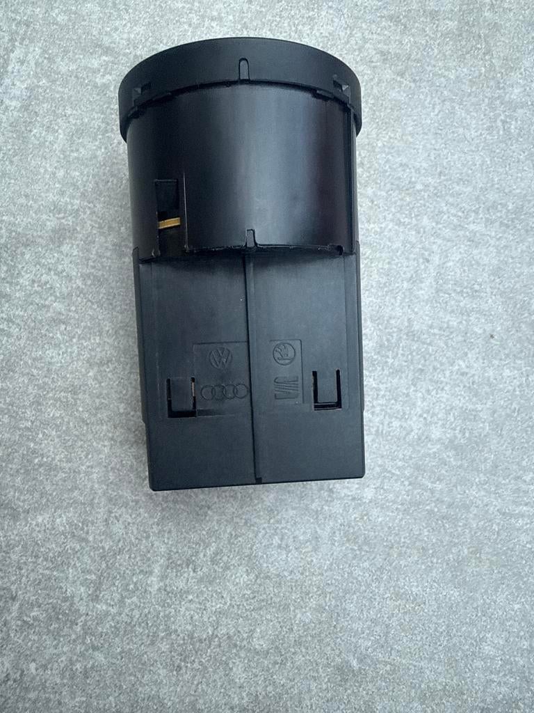 Originele VW UP Lichtschakelaar - Bouwjaar 2012, Auto-onderdelen, Ophalen of Verzenden, Gebruikt, Volkswagen