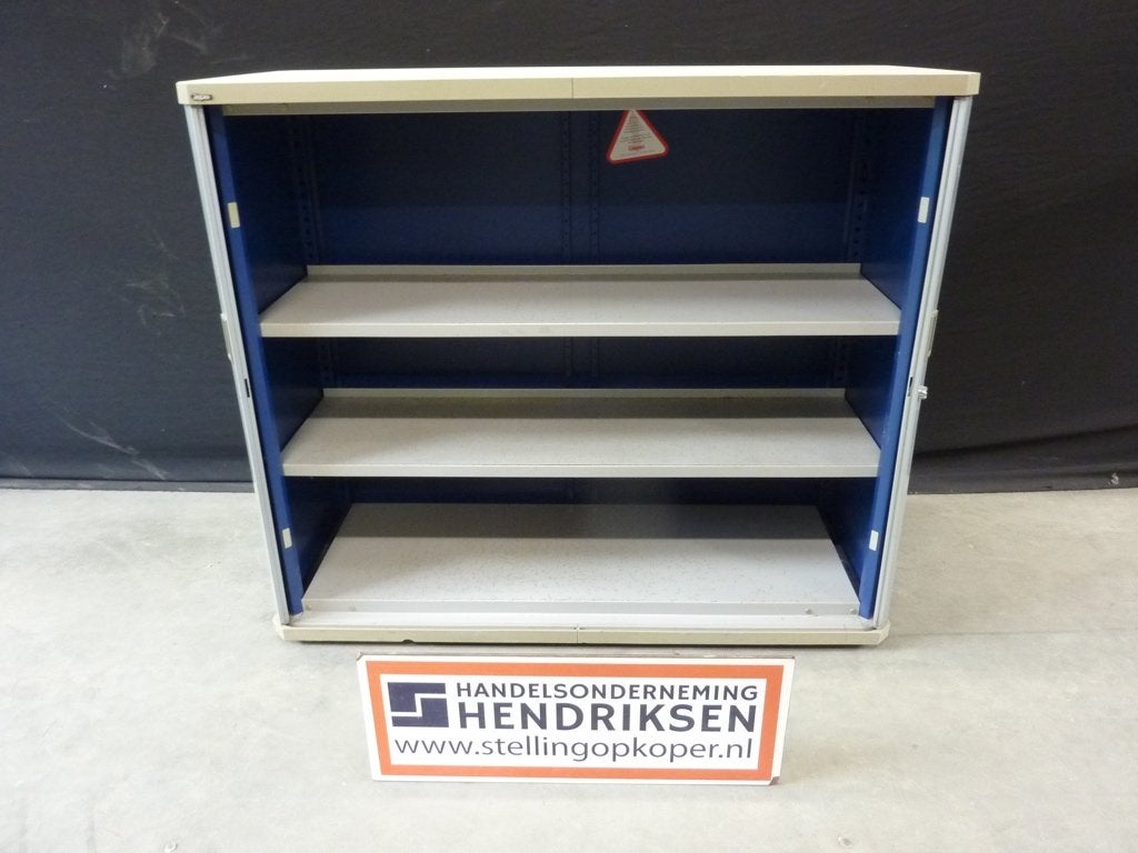 Lage Gispen roldeurkast / archiefkast 120x49x104 kantoorkast, Gebruikt, 100 tot 150 cm, Vintage, Meerdere deuren