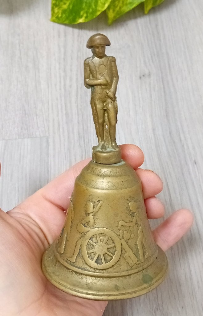 vintage bronzen tafelbel met afbeelding van napoleon bonapar, Verzenden
