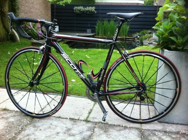 Scott Addict met Dura-Ace afmontage, Fietsen en Brommers, Fietsen | Racefietsen, 28 inch, Carbon, Zo goed als nieuw, Meer dan 20 versnellingen