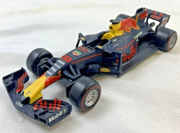Bburago Red Bull Racing Verstappen RB13 F1 modelauto 1:32, Auto, Verzenden, Zo goed als nieuw, Noidea@gmail.com