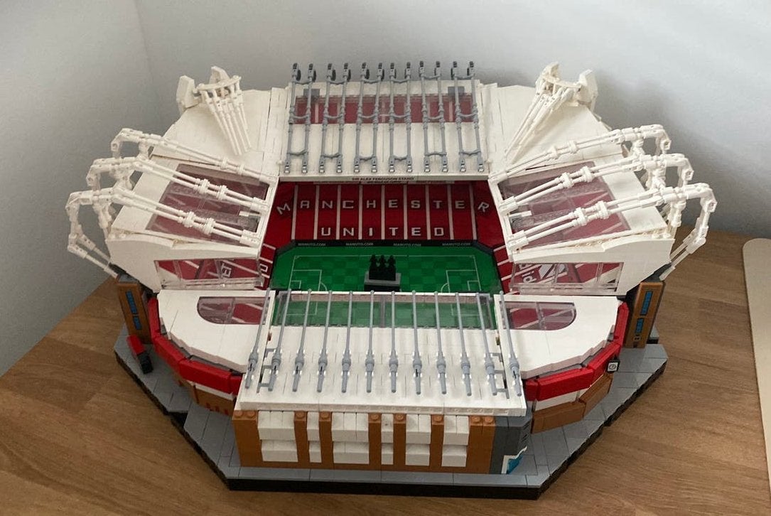LEGO Stadion Manchester United Voetbal, Ophalen of Verzenden, Zo goed als nieuw
