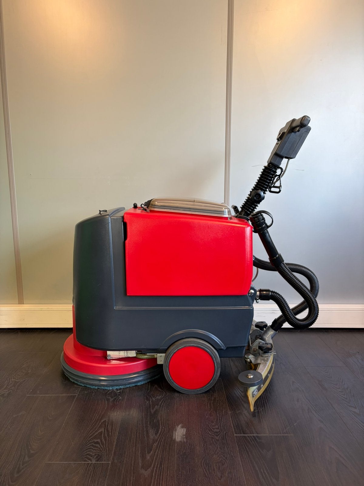 Schrobmachine | Cleanfix RA431 | Nieuw accupakket, Ophalen of Verzenden, Gebruikt, Schrobmachine