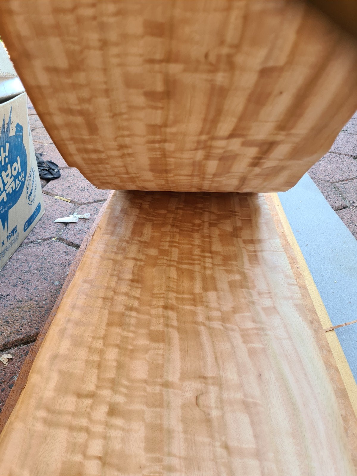 fineer Eucalyptus prachtig gespiegeld fineer, Minder dan 25 mm, Nieuw, Ophalen of Verzenden, Plank
