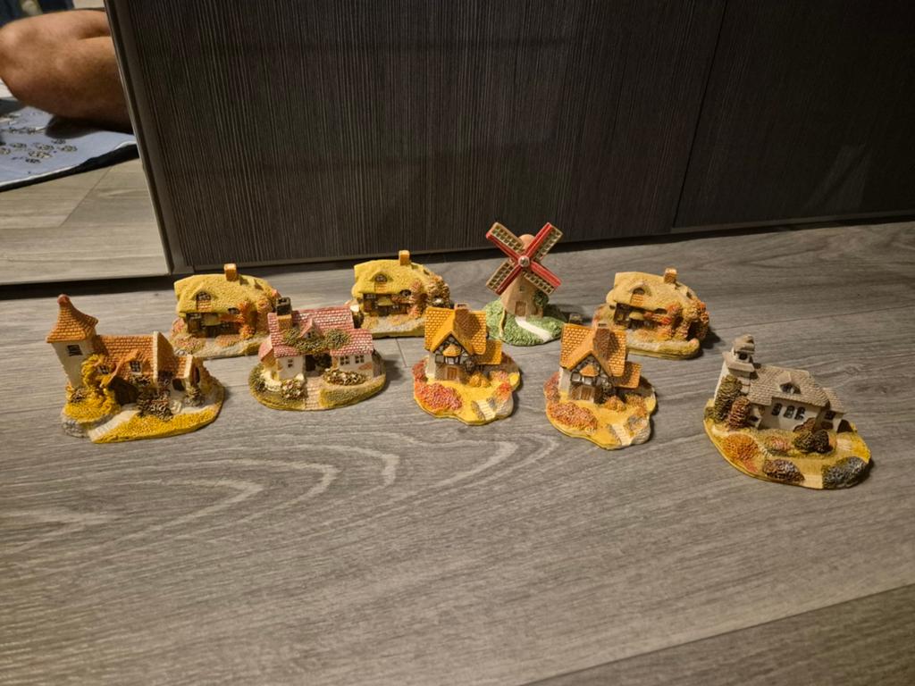 Lilliput Lane Miniatuur huisjes en molen - Decoratie set, Ophalen of Verzenden, Nieuw