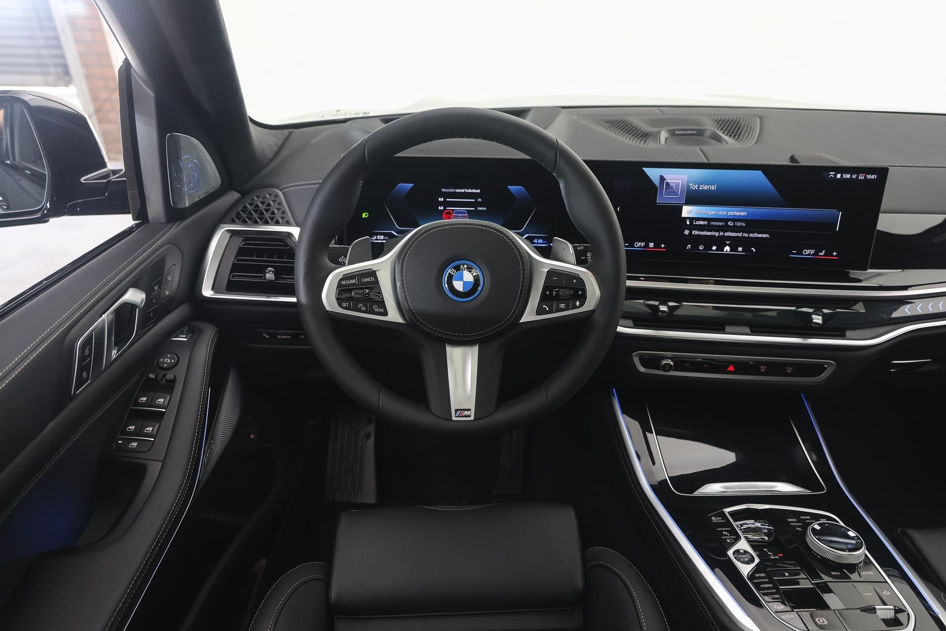BMW X5 xDrive50e M Sport Automaat / Panoramadak Sky Lounge /, Automaat, Dealer onderhouden, 2395 kg, Leder