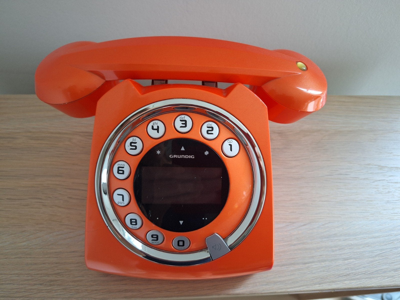 Vintage Grundig Telefoon - Oranje Retro Design, Ophalen of Verzenden, Gebruikt, Met draaischijf