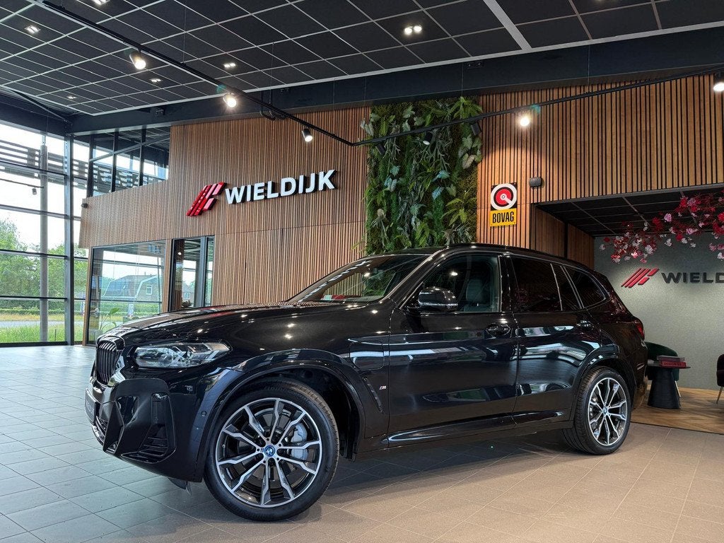BMW X3 xDrive30e High Executive Msport panorama schuif head, 1998 cc, Gebruikt, 4 cilinders, 2000 kg