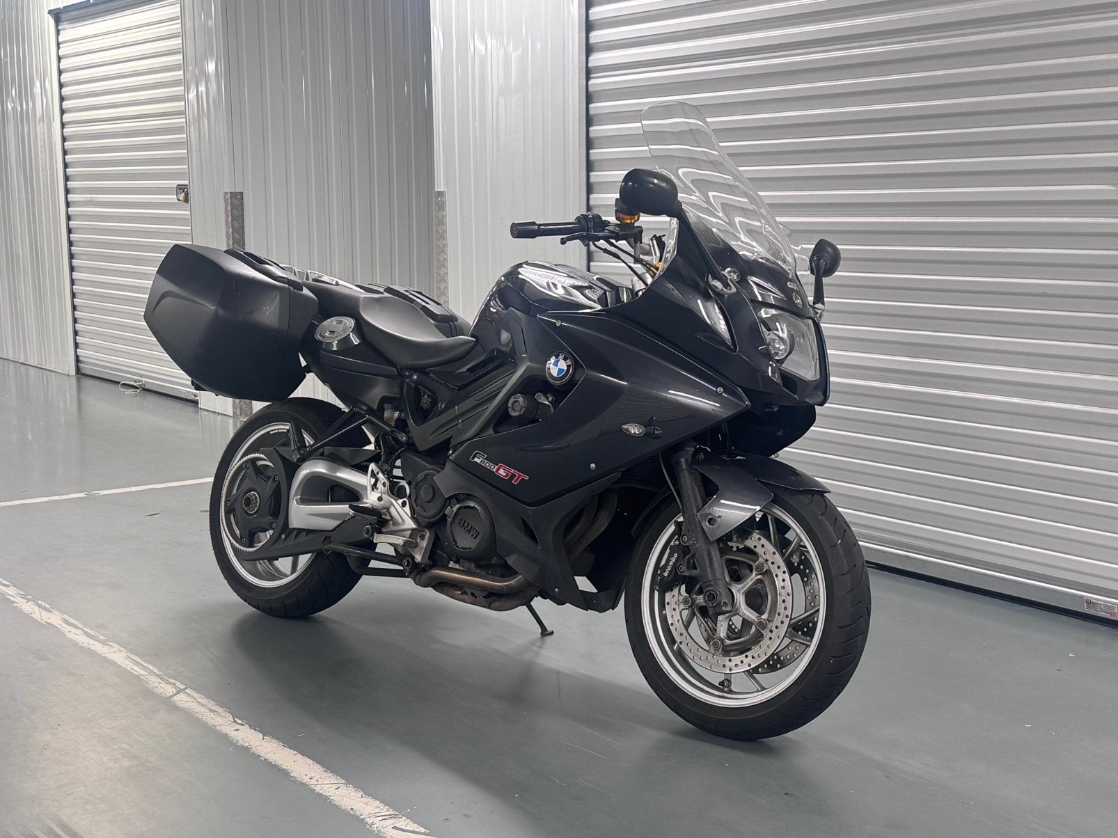 BMW F800 GT met LeoVince | hoog scherm | koffers!, Motoren, 2 cilinders, Cruise Control, Motorrijbewijs A, Gebruikt