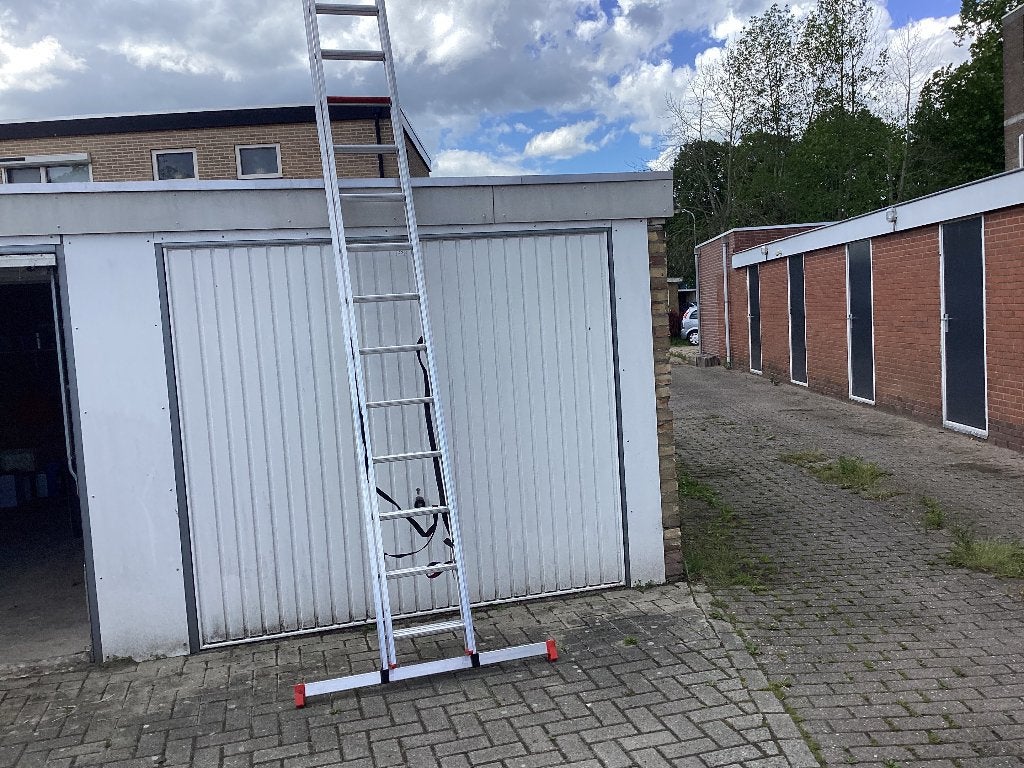 altrex allroundladder 2*14  1 keer gebruikt z.g.a.n.