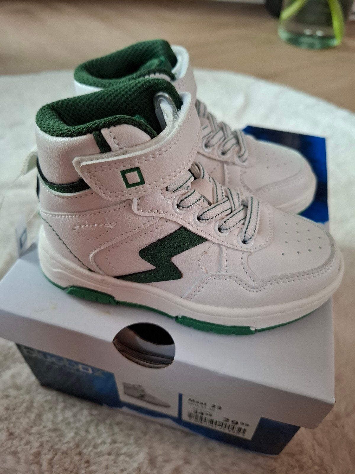 Nieuwe sneakers Bluebox maat 22, Bluebox, Schoenen, Nieuw, Ophalen of Verzenden