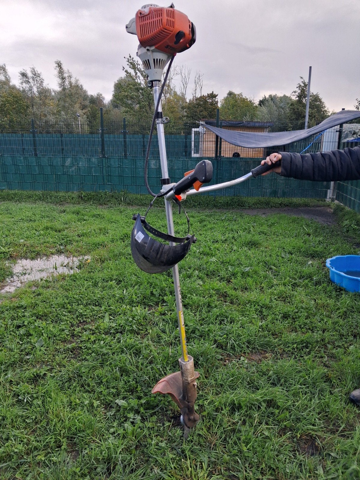 Stihl bosmaaier, Ophalen, Benzine