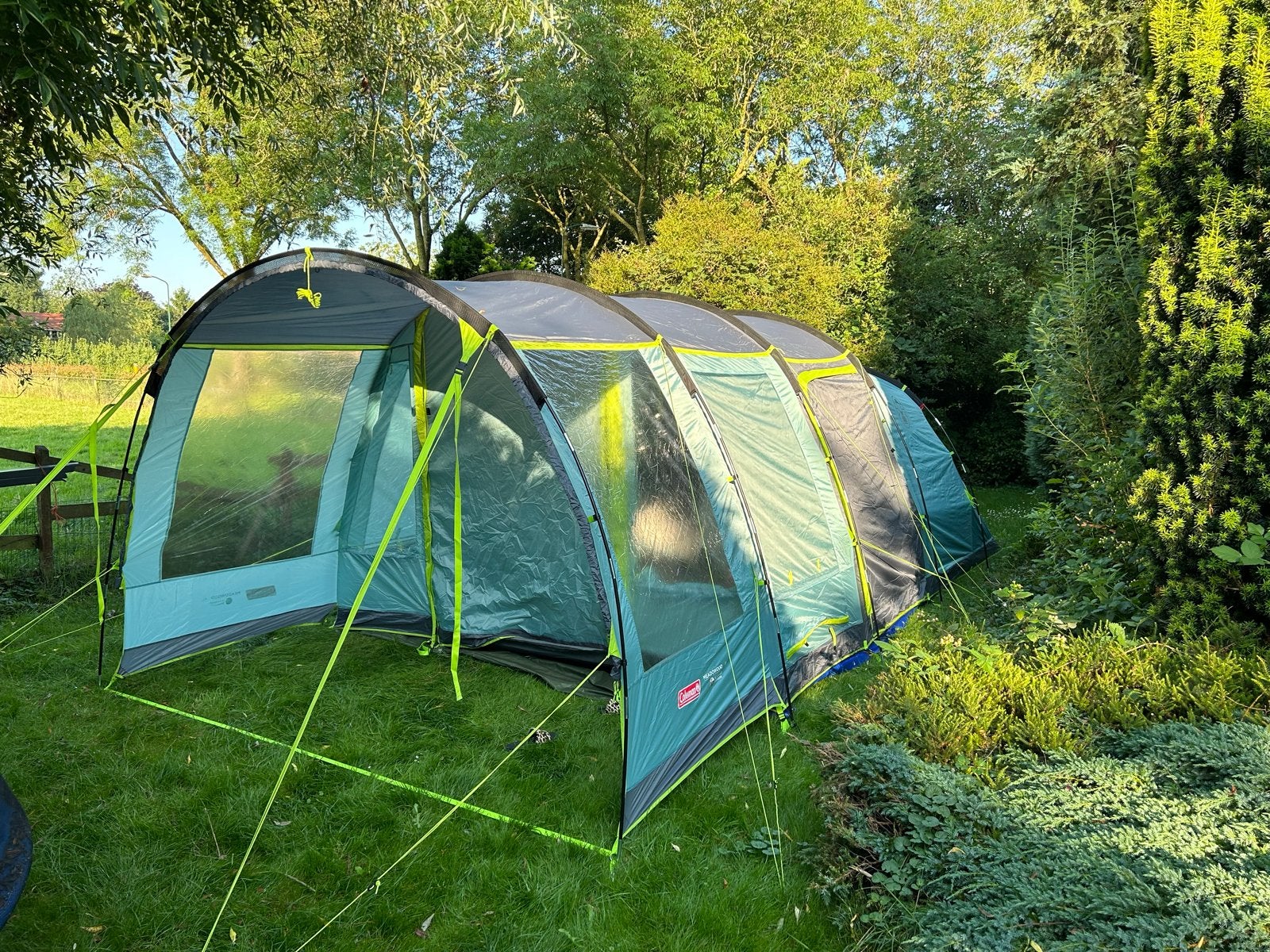Z.g.a.n. Coleman Meadowood 4L Tunneltent - Verduisterend, Caravans en Kamperen, Ophalen, Zo goed als nieuw, Tot en met 4