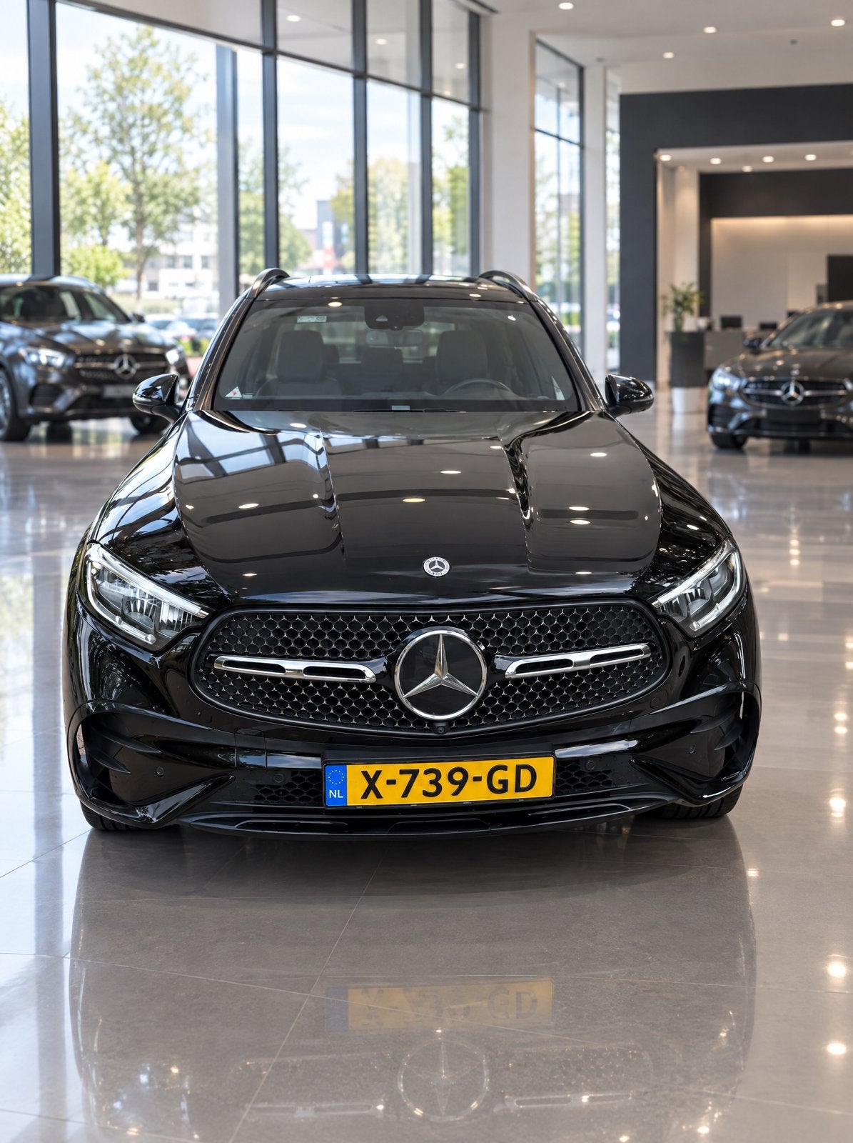 Mercedes-Benz GLC 300 e 313pk 4MATIC 9G-TRONIC 2023 Zwart, Automaat, Zwart, Vierwielaandrijving, SUV of Terreinwagen