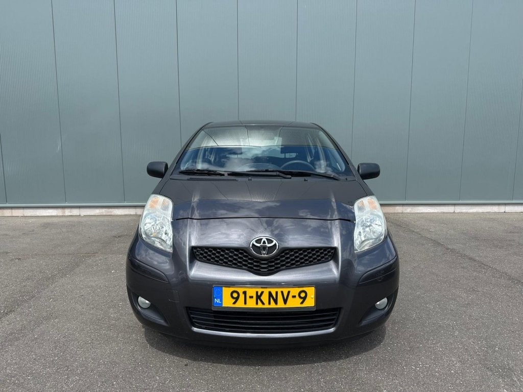 Toyota Yaris 1.0 VVTi Acces AIRCO | NAP ! (bj 2010), Auto's, Voorwielaandrijving, 40 €/maand, 750 kg, Bedrijf