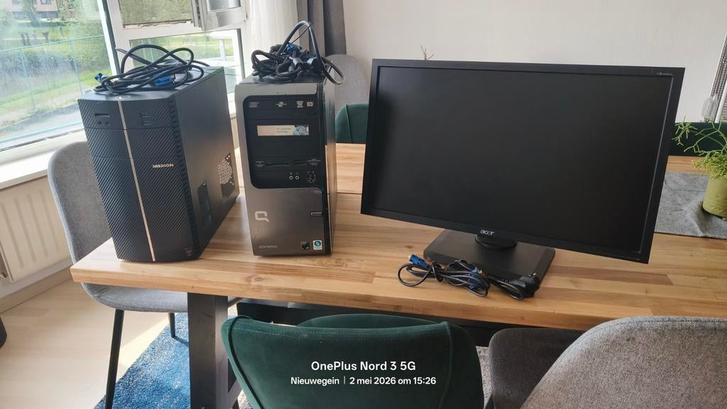 2X PCs & 1 Monitor €50,, Computers en Software, Desktop Pc's, Ophalen, Gebruikt
