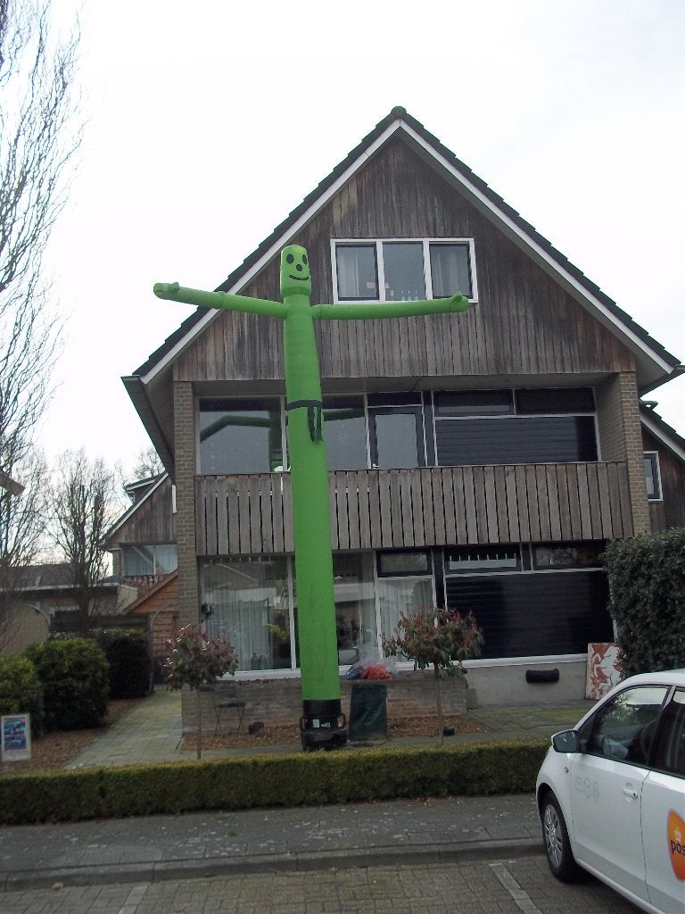 skydancers 6 m en tubes 5 m te huur in verschillende kleuren, Ophalen, Zo goed als nieuw, Abraham of Sarah