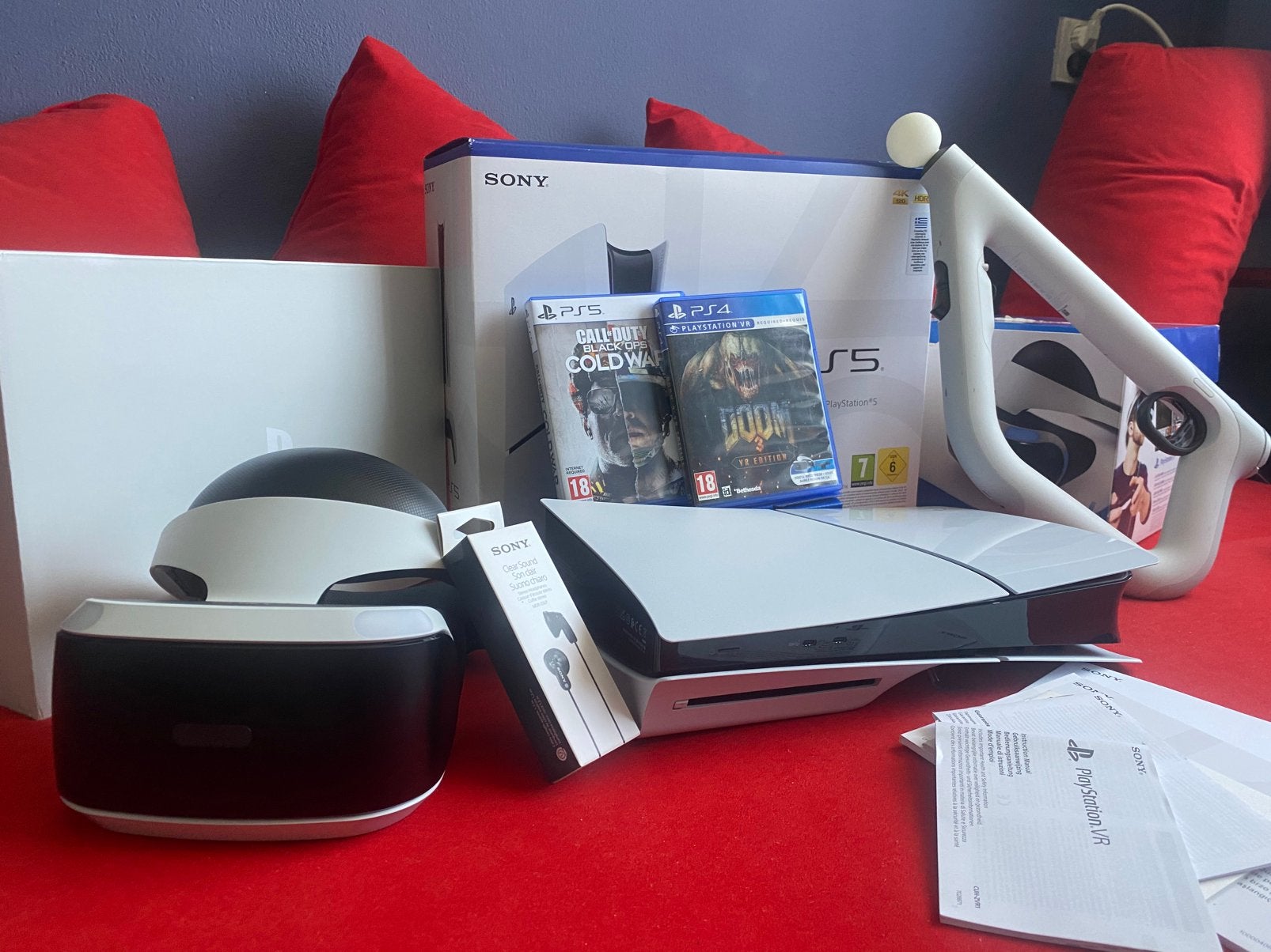 PlayStation 5 slim disc edition + VR bril, Spelcomputers en Games, Spelcomputers | Sony PlayStation 5, Ophalen of Verzenden, Zo goed als nieuw