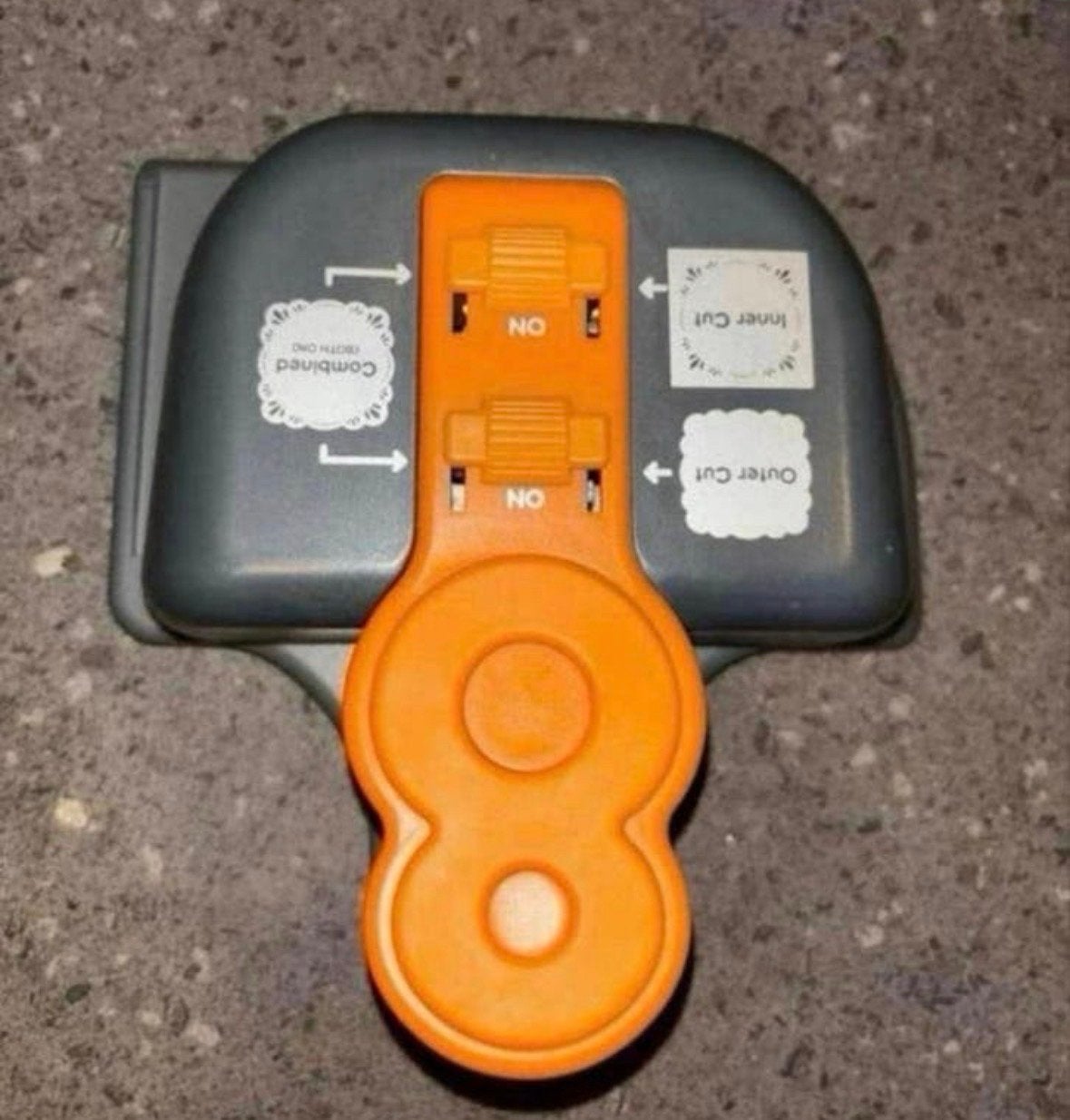 Cricut ponsmachine voor papier en karton, Hobby en Vrije tijd, Geschikt voor karton, Meerkleurig, Ophalen of Verzenden, Zo goed als nieuw
