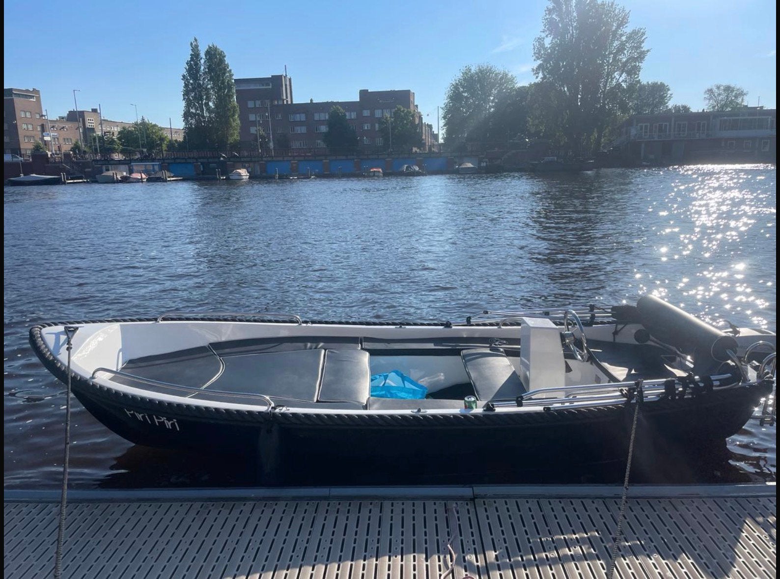 Elektrische sloep te koop met nieuwe motor, incl. trailer, Watersport en Boten, Ophalen, Gebruikt, Motor en Techniek, Zeilboot of Motorboot