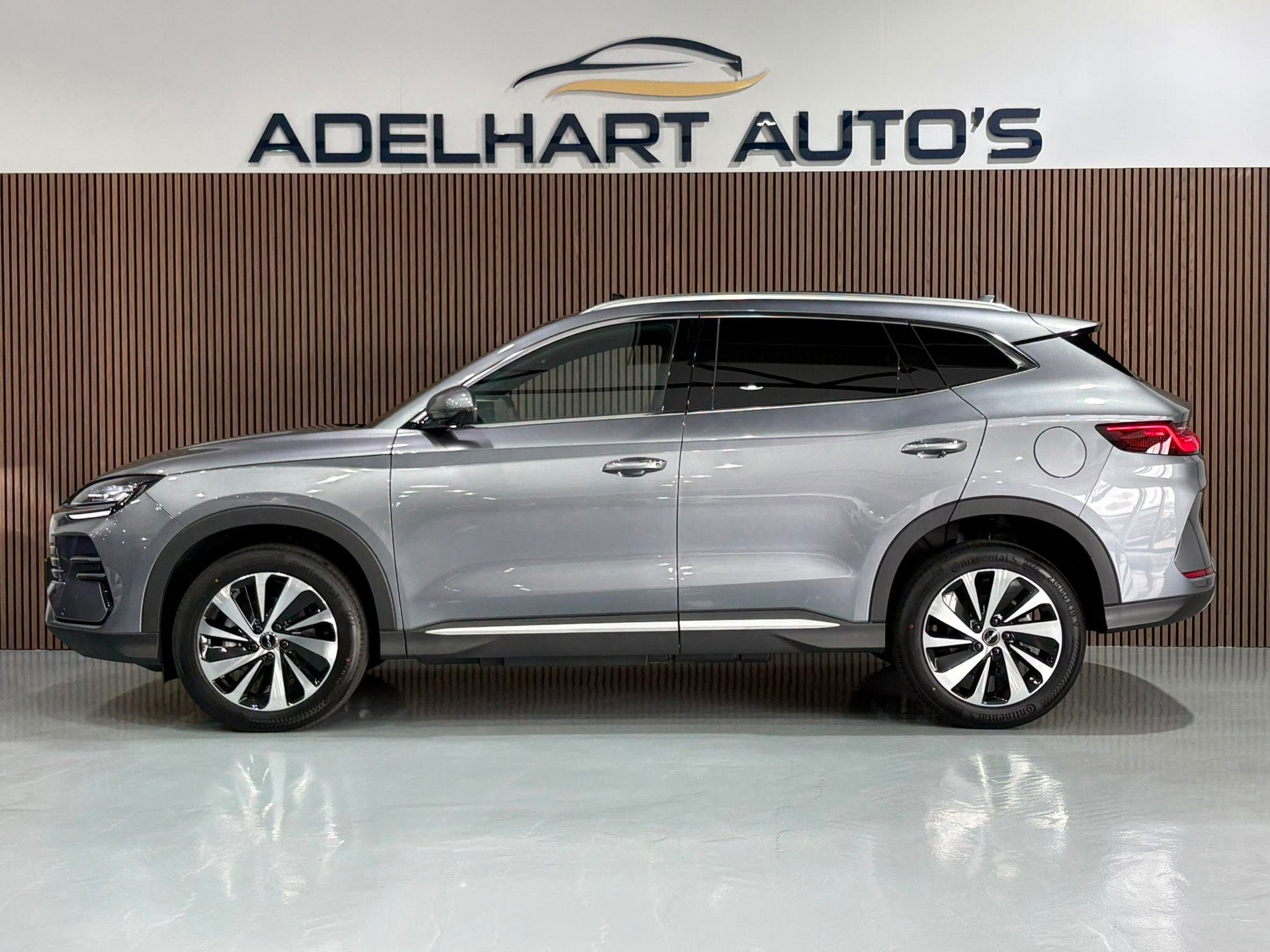 BYD SEAL U 1.5 T DM-i AWD Design 325 PK / Panorama dak / Led, Auto's, BYD, Automaat, Seal U, 1498 cc, Bedrijf