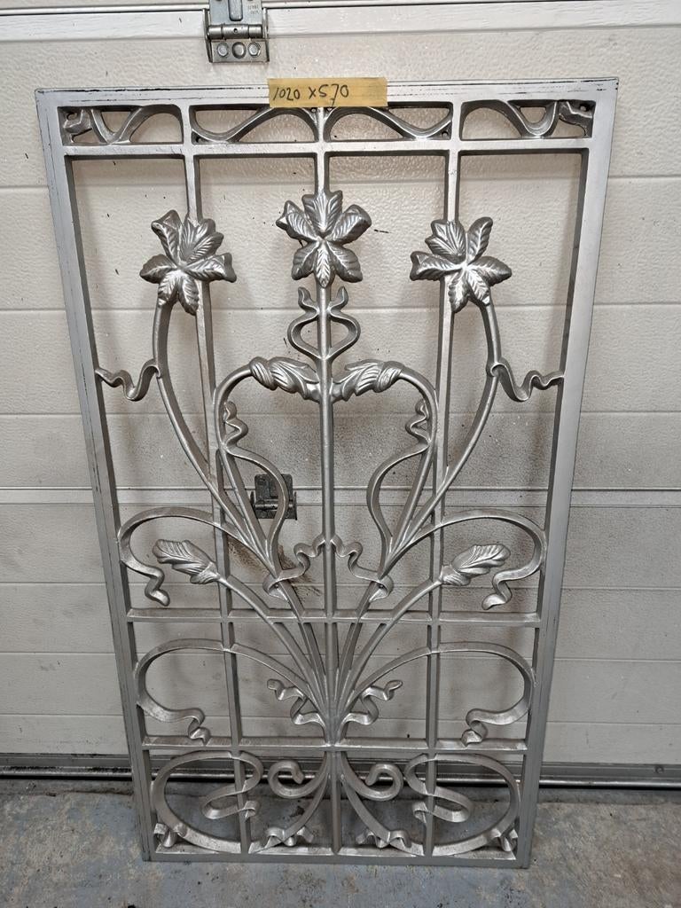 Decoratief smeedijzeren rooster voor voordeur/raam, Doe-het-zelf en Verbouw, Deuren en Horren, Gebruikt, 80 tot 100 cm, Ophalen of Verzenden