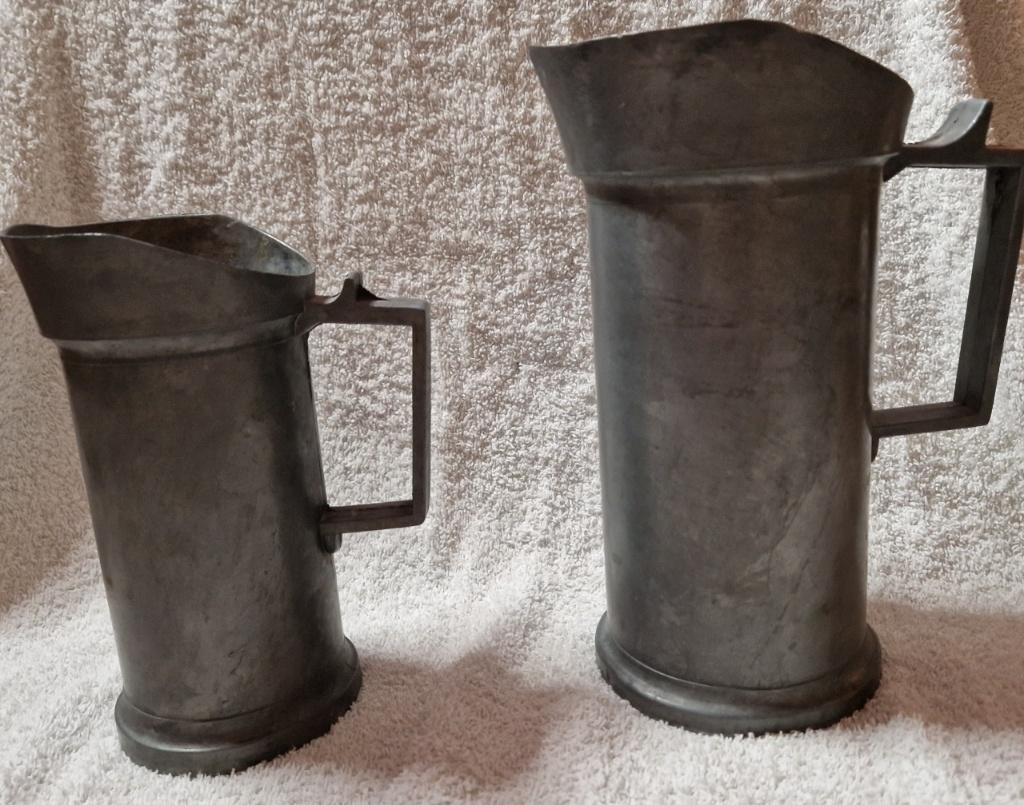 Set van 2 antieke tinnen maatbekers (1 & 0,5 liter), Antiek en Kunst, Antiek | Tin, Ophalen of Verzenden
