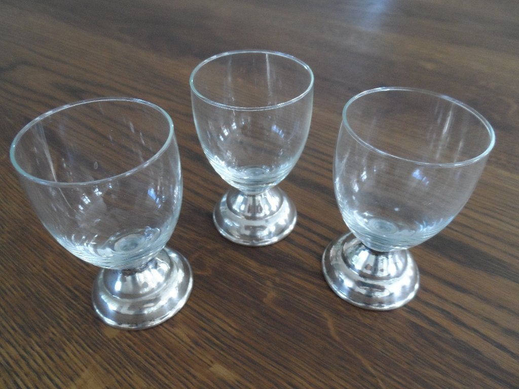 Glazen met zilveren voet., Antiek en Kunst, Ophalen of Verzenden, Zilver
