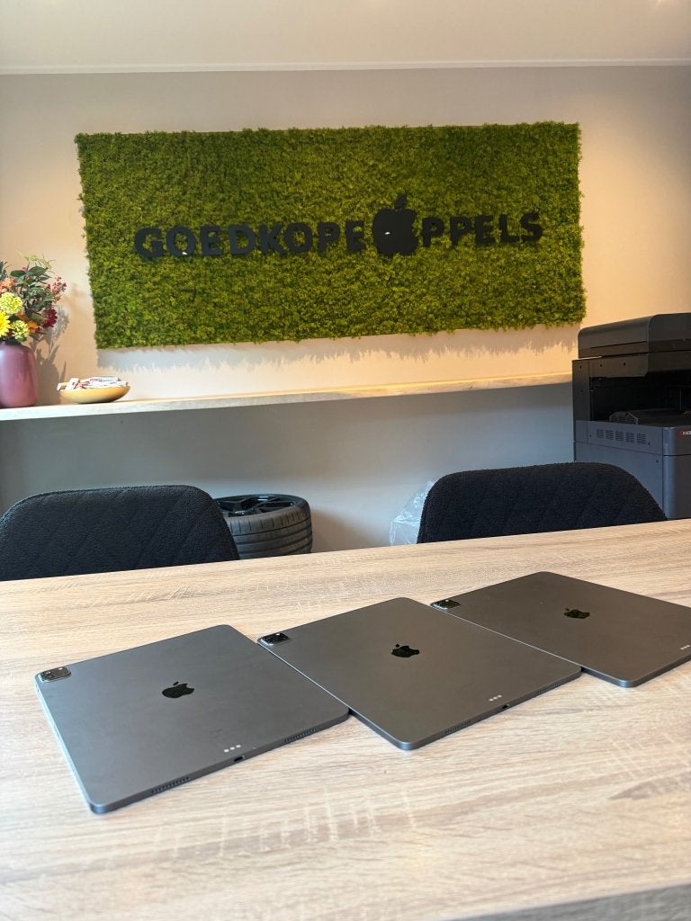 iPad Pro 12 9 inch m1 128GB Space Grey | Wifi Model, Computers en Software, Apple iPads, Ophalen, Apple, Cupertino California
