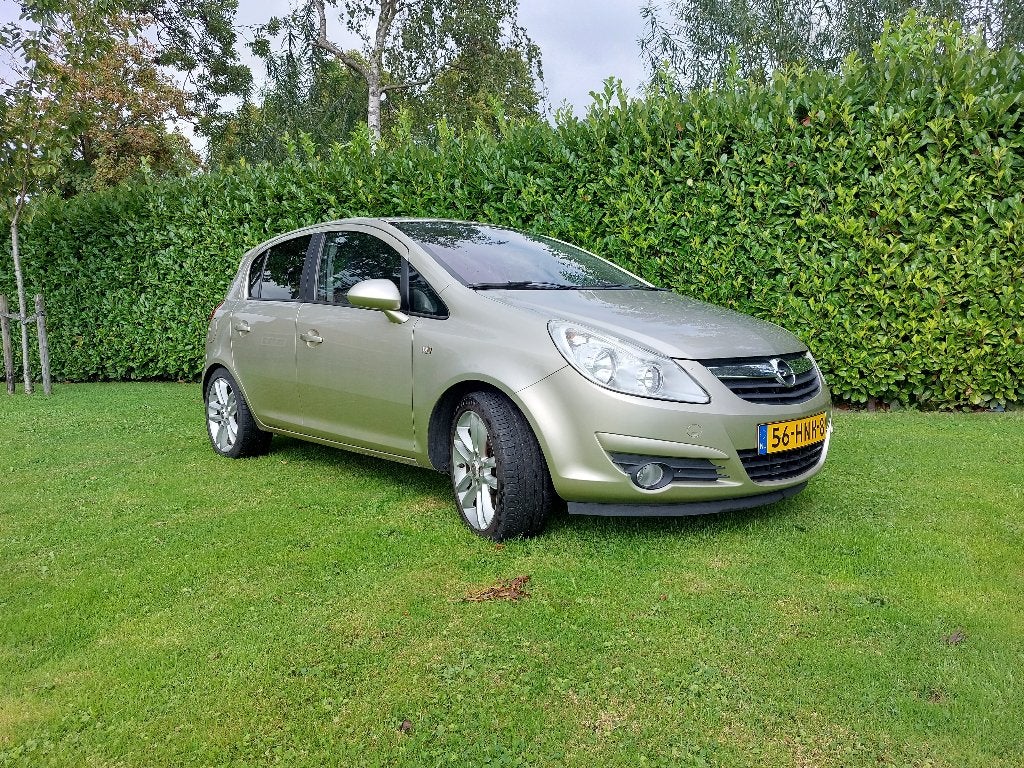 Opel Corsa 1.4 16V 5D WR 2009 Beige, Voorwielaandrijving, Dealer onderhouden, 1063 kg, Zwart